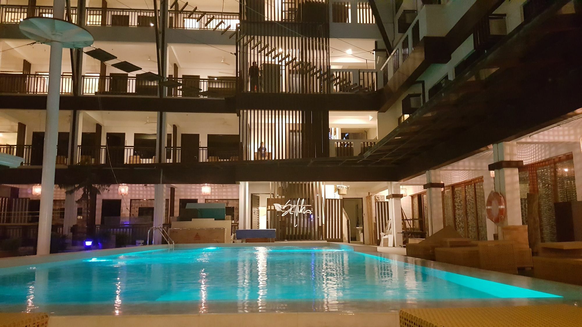 Selah Garden Hotel Manila Pasay Bagian luar foto
