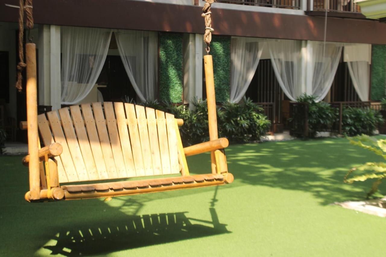 Selah Garden Hotel Manila Pasay Bagian luar foto
